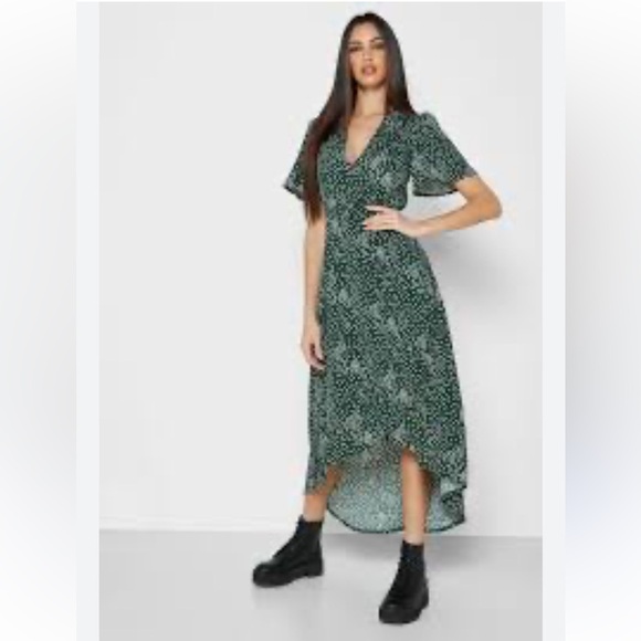 Missguided Green High Low Dress - Picture 2 of 15